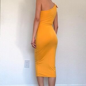 Meshki Marigold One-Shoulder Midi Dress